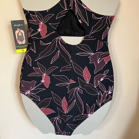 NWT Eddie Bauer One Piece Swimsuit Women’s Small Ruched Shaping Underwire Black - Picture 8 of 10